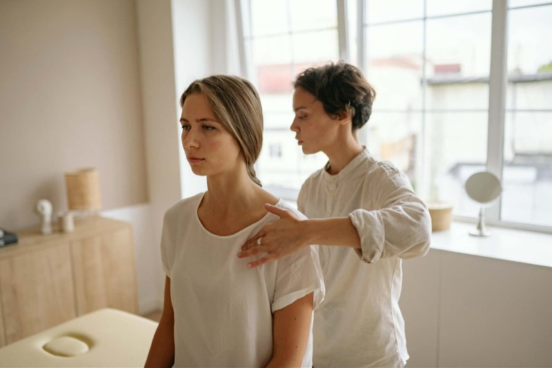 Osteopathic assessment — shoulder and postural evaluation